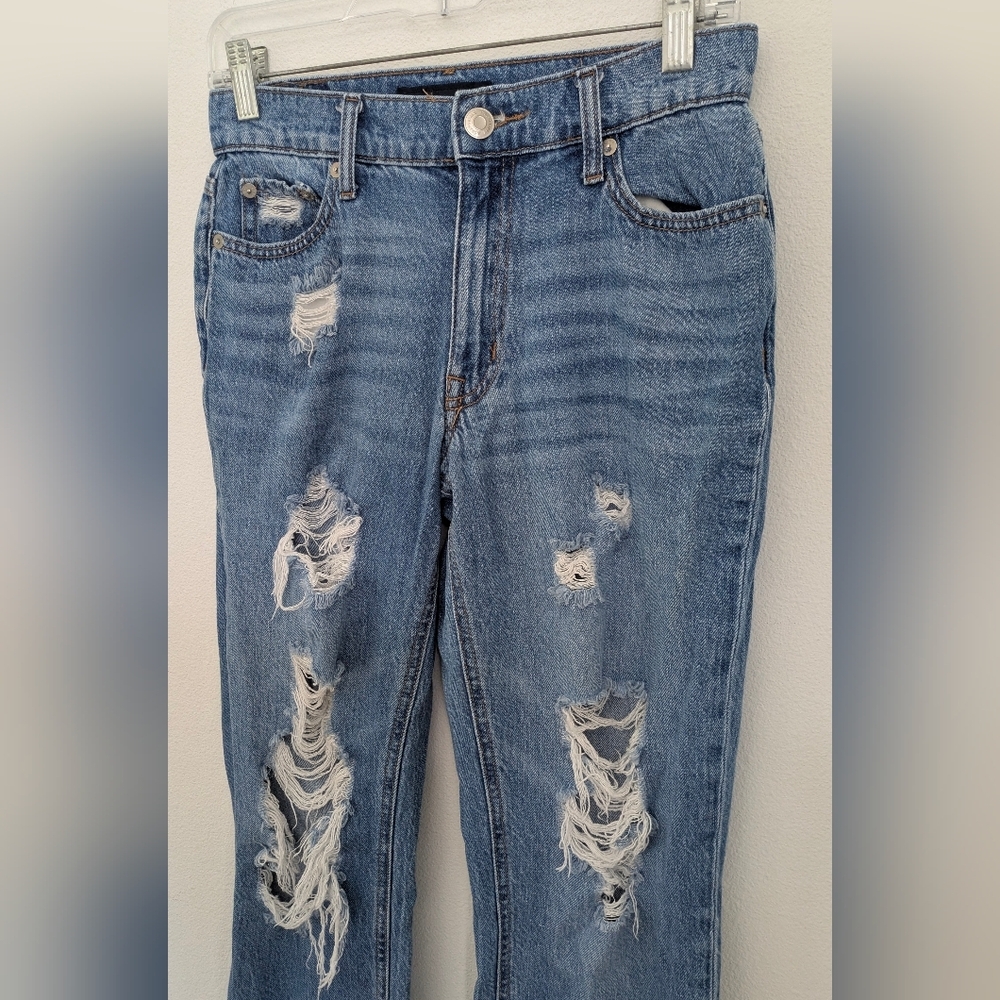 Aeropostale Jeans Women’s Size 2 Mom Jean Distressed Blue Denim - Picture 4 of 15